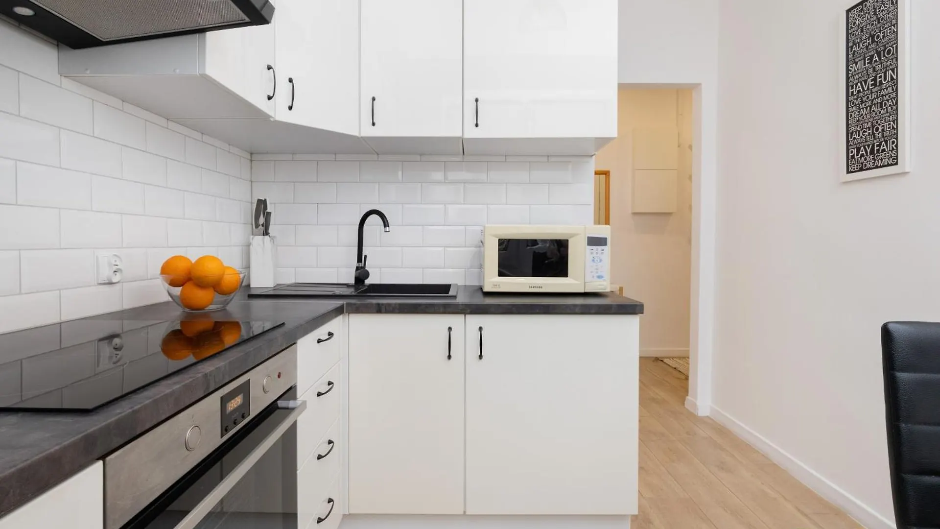 Beautiful & Comfortable Spacious Apartment In Gdansk By Noclegi Renters 0*,  Poland