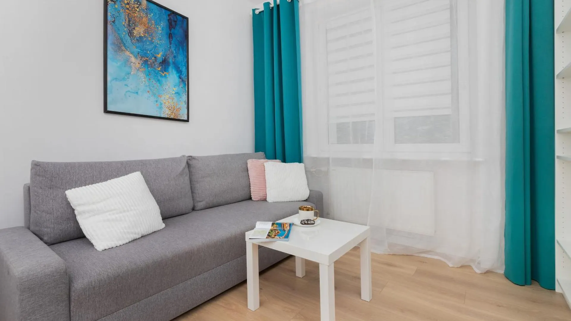 Beautiful & Comfortable Spacious Apartment In Gdansk By Noclegi Renters