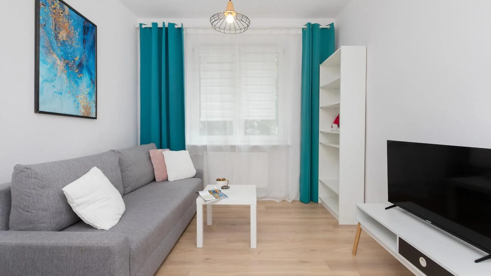 Beautiful & Comfortable Spacious Apartment In Gdansk By Noclegi Renters contacts